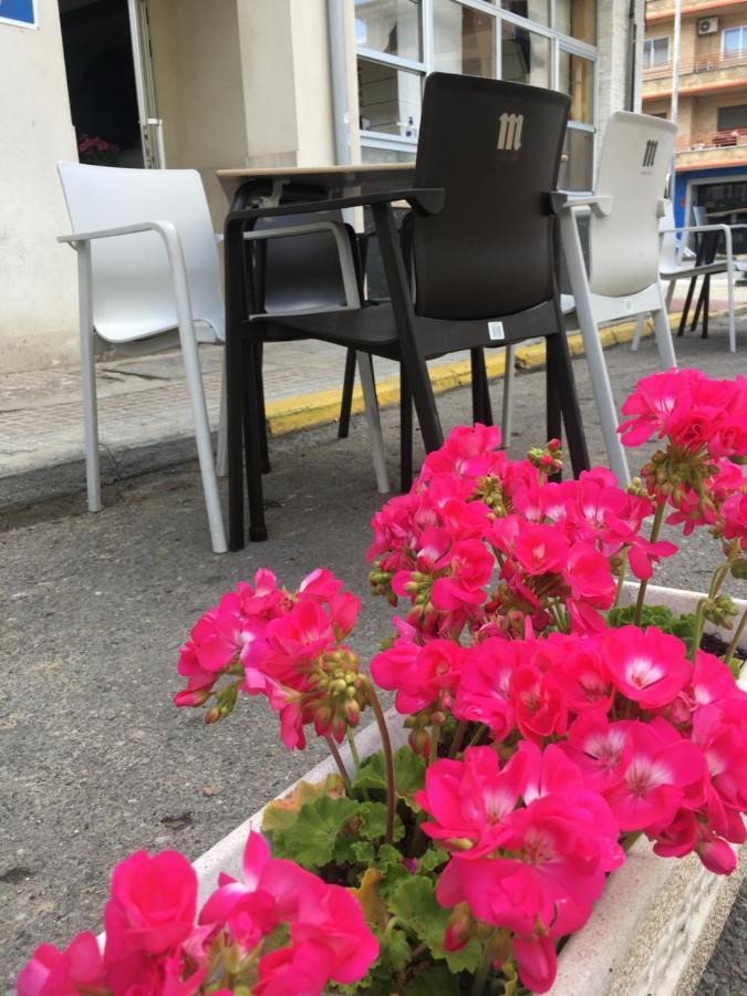 Hotel Delphos Моралеха Екстериор снимка