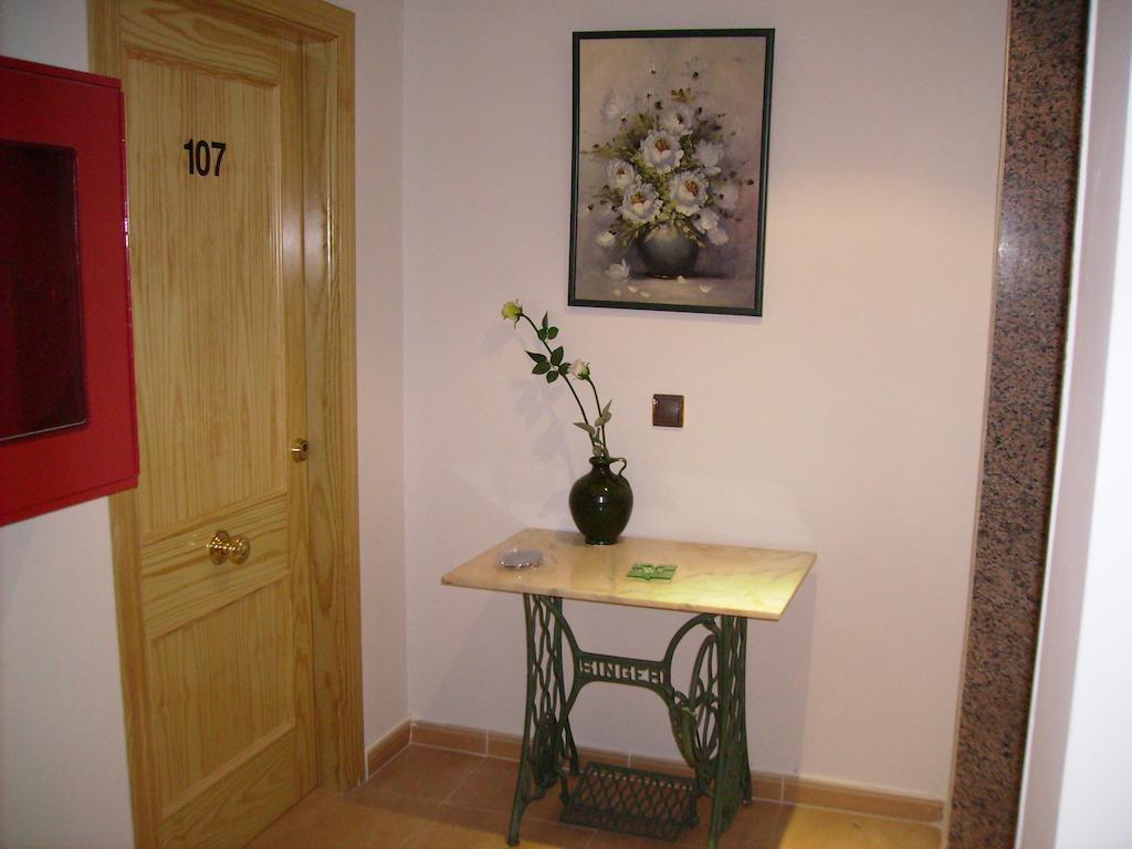 Hotel Delphos Моралеха Екстериор снимка